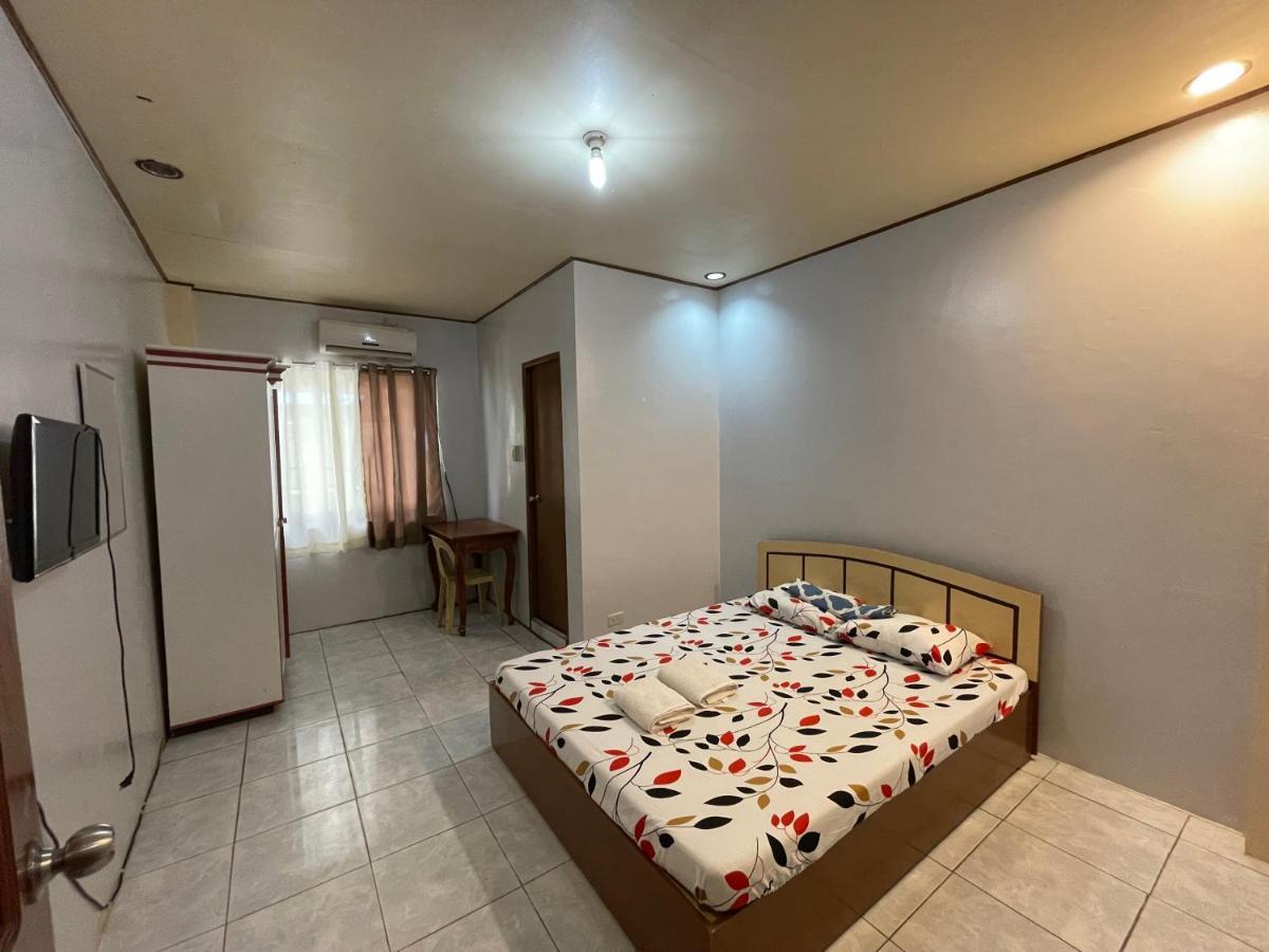Teofila Pension Puerto Princesa Екстер'єр фото